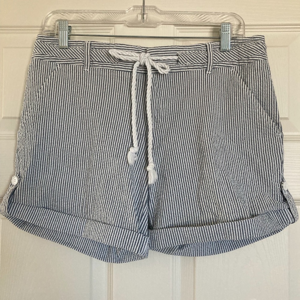 I-N-C seersucker shorts, size 8, draw string tie.
